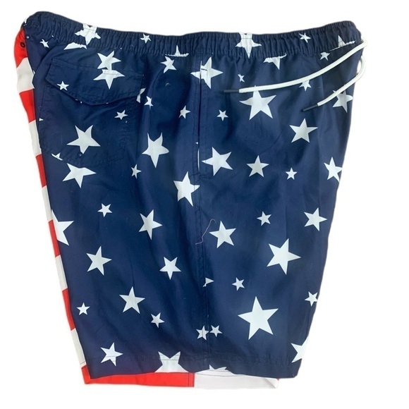 BJ’s Men’s Americana Swim Shorts Size XXL Red White & Blue SPF 30+ 3 Pockets NEW - Picture 6 of 9